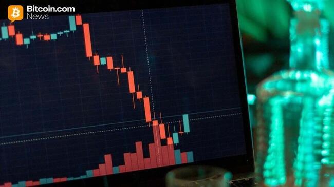 Bitcoin tombe à 83 000 $ en raison de la chute libre alimentée par l’IA du Nasdaq.