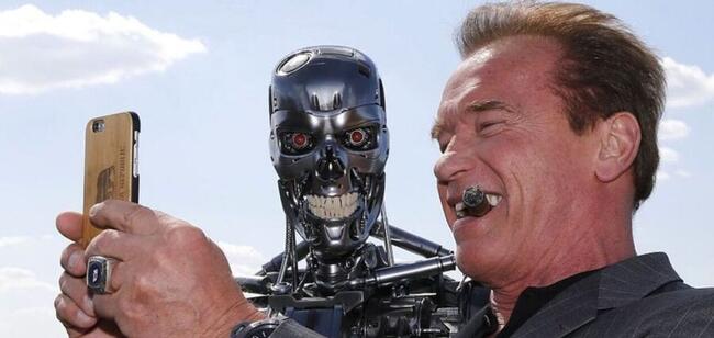 Ez már itt a mátrix: egyre népszerűbb a közösségi oldal, ahol AI botok beszélgetnek egymással