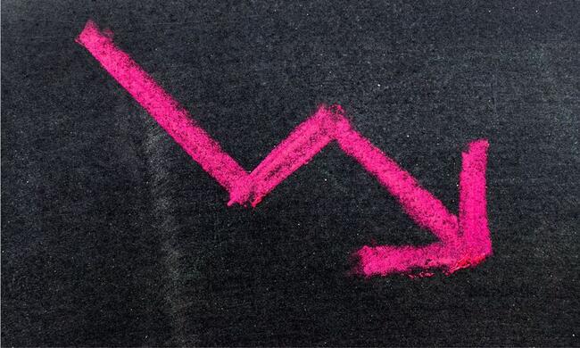 Биткоин опускается ниже $71,000 на фоне усугубления падения акций технологических компаний, связанных с ИИ