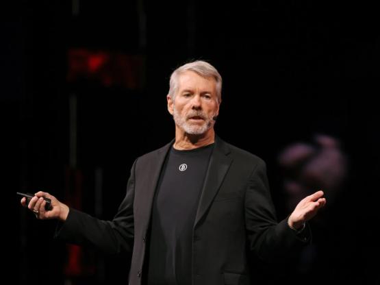 Se je bitcoin izognil spirali smrti? Tudi Strategy se je močno odbil