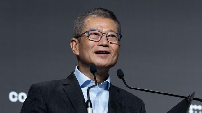 Hong Kong prêt à délivrer les premières licences de stablecoins en mars, déclare le Secrétaire financier