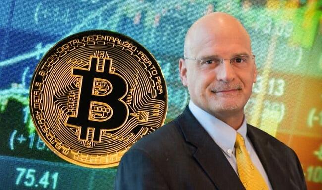 預測「比特幣下探 1 萬美元」被炎上！彭博分析師改口喊：2.8 萬美元更合理