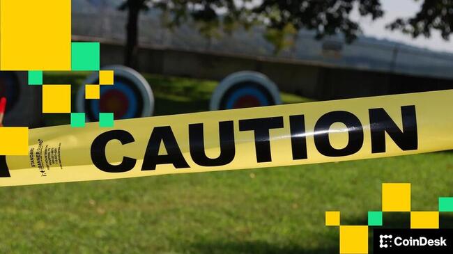 Биткойн застрял ниже отметки $70 000, поскольку инвесторы предпочитают осторожность перед отчетом по инфляции в США