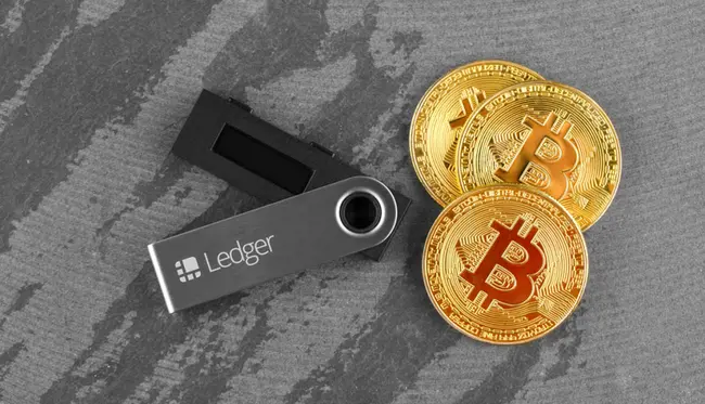 Regra sobre hardware wallets na lei cripto do Kentucky enfrenta resistência no Senado