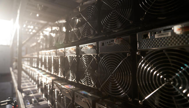 Polícia apreende 19 máquinas de minerar Bitcoin em operação contra traficantes chilenos