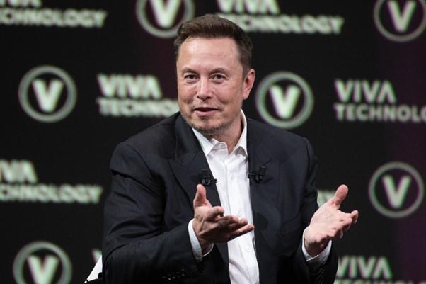 TikTok Overspoeld met Neppe Elon Musk Weggeefacties; Nieuwe Voorverkoop Gelanceerd met Veelbelovende Rendementen