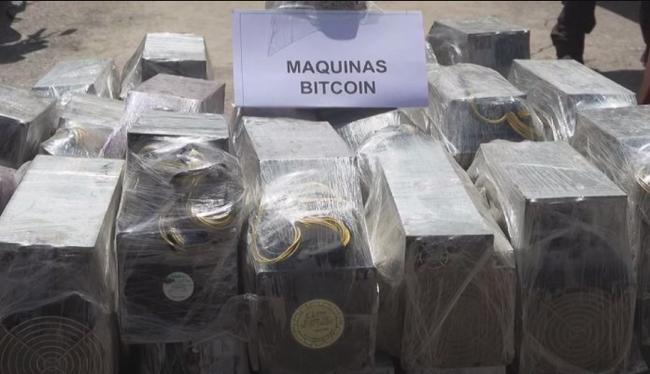 Polícia encontra máquinas de minerar Bitcoin dentro de presídio na Venezuela; veja vídeo