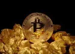 Bitcoin vs. Gold: Is the “Digital Gold” Thesis Breaking?