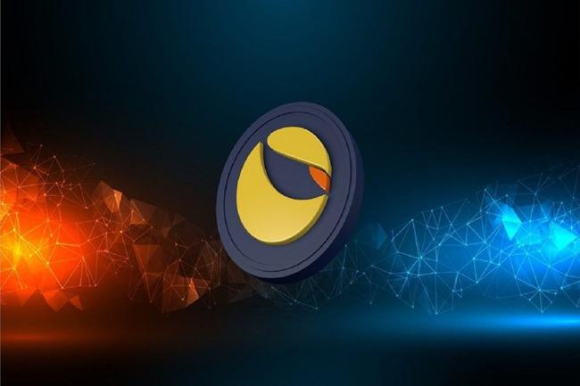 Terra classic detiene la acuñación de su stablecoin USD después de crisis