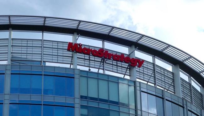 MicroStrategy koopt weer enorme berg bitcoin, wie bezit nu meeste BTC?