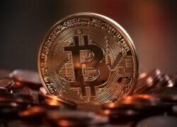 Bitcoin Price Holds $77,500: Can It Pass Its Major Test?