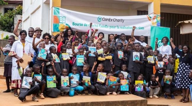 CoinEx Charity fördert die Bildung in Afrika mit Stipendien und Schulmaterial für bedürftige Schüler