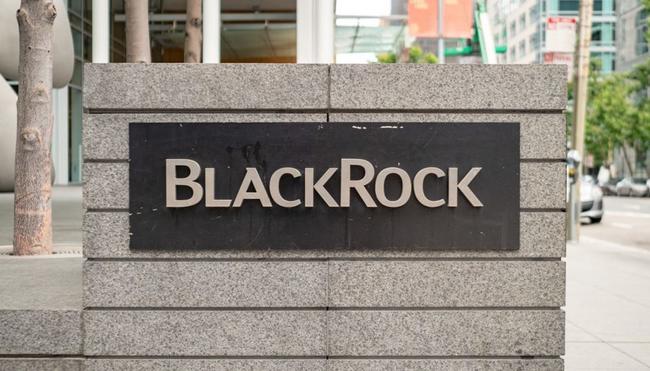Bitcoin koers daalt, bitcoin ETF’s waaronder BlackRock uitgesteld