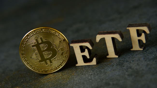 SEC verzögert Bitcoin-Spot-ETFs von BlackRock und anderen