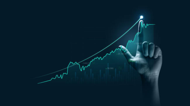 Top Altcoins Poised To Make Waves This Week: Crypto Analyst