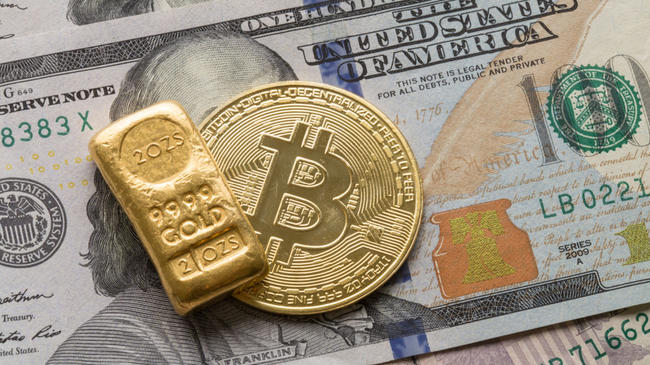 Ekonomistten Altın Uyarısı: Bitcoin’i Düşüşe Geçirebilir!