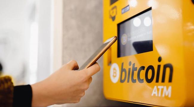 Kauf am Bitcoin-ATM: Kann man so das Finanzamt austricksten?