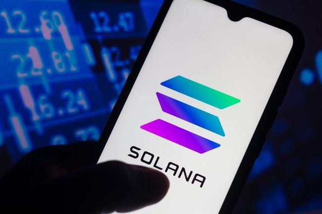Feeling 'Lonely', Solana? Analyst Predicts 'Ethereum Killer' To Soar Over 450%, Reaching All-Time High Of $360 By 2025