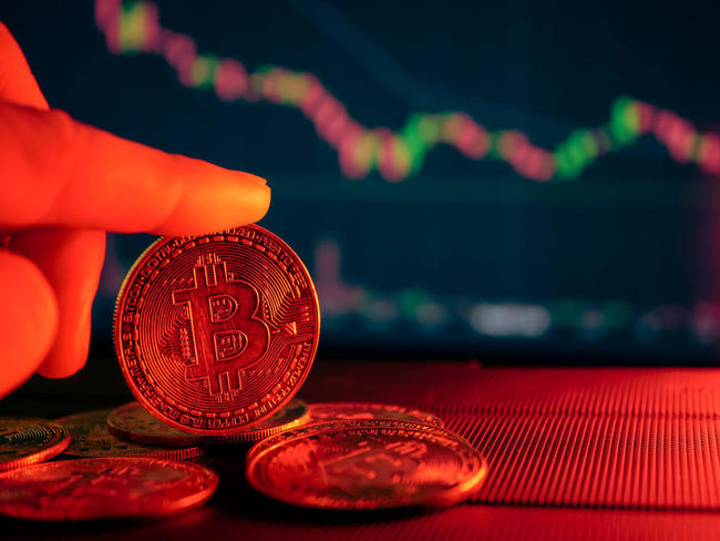 Bitcoin, ETH, SOL ‘Derin Kırmızı’da! Milyonlar Tasfiye Oldu