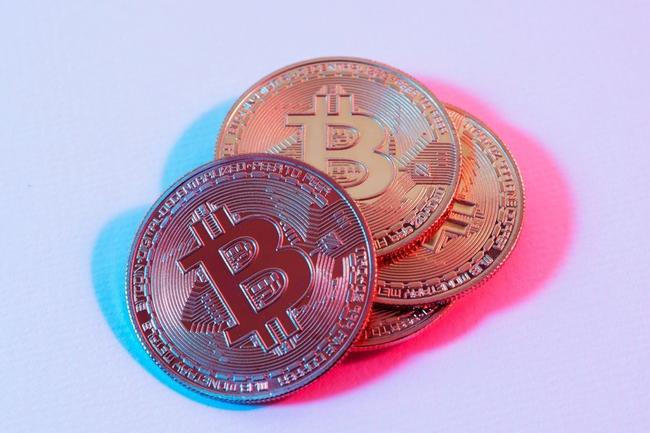 La riduzione dei Bitcoin sugli exchange fa bene al prezzo