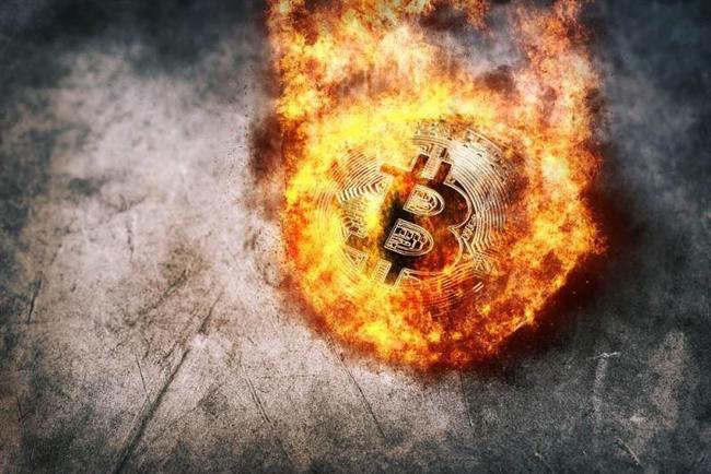 Bitcoin runął poniżej 41 000 USD. Co stoi za przyczyną nagłego spadku BTC?