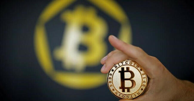 Bitcoin stagnuje kolem 50.000 USD, podle blogu ECB má hodnotu nula