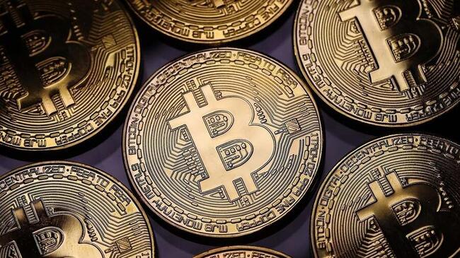 Microstrategy aumenta su cartera de Bitcoin en 3,000, alcanzando 193,000 BTC valorados en $9.88 mil millones