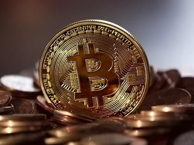 Bitcoin-Preis erreicht zum ersten Mal seit Dezember 2021 $57.000