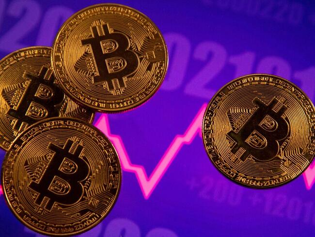 Met bijstandsuitkering beleggen in bitcoin of andere crypto? Als je meer dan €7.575 vermogen hebt, raak je uitkering kwijt
