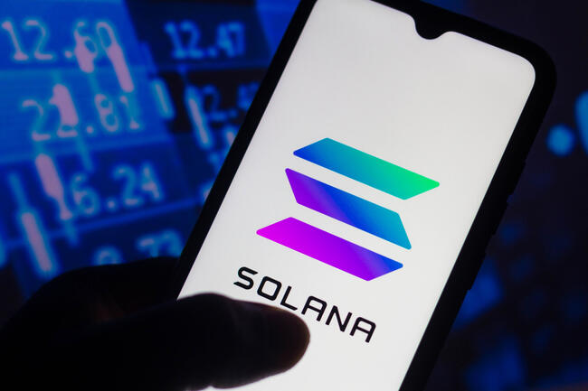 Solana Mobile ‘Chapter 2’ Airdrops Surpass Pre-order Cost Temporarily