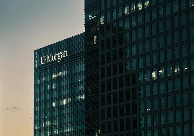 JPMorgan recomienda tener una “postura cautelosa” ante el mercado cripto en este momento