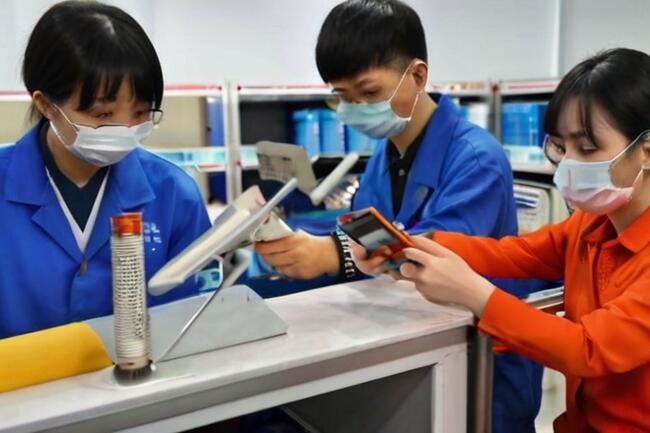 中国の若者はデジタル革命に対応して新しい職業を受け入れる