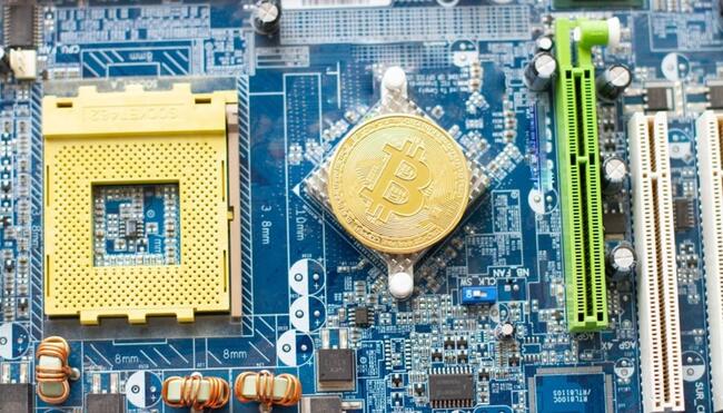Inkomsten van bitcoin mining daalt naar laagste punt in tijden