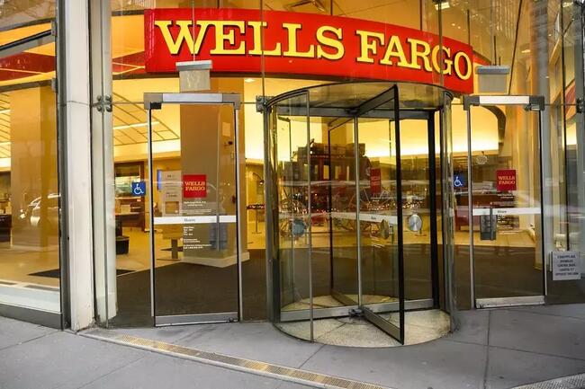 Bitcoin Turun Tetapi Wells Fargo Bertaruh Besar: Menyelami Strategi ETF Mereka