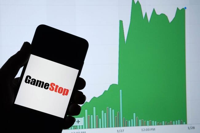 Solana’s GME Soars 14-Fold as ‘Roaring Kitty’ GameStop Commenter Returns