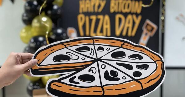 Ninety Eight v&agrave; 4P&#039;s ph&aacute;t h&agrave;nh NFT nh&acirc;n ng&agrave;y &#039;Bitcoin Pizza&#039;
