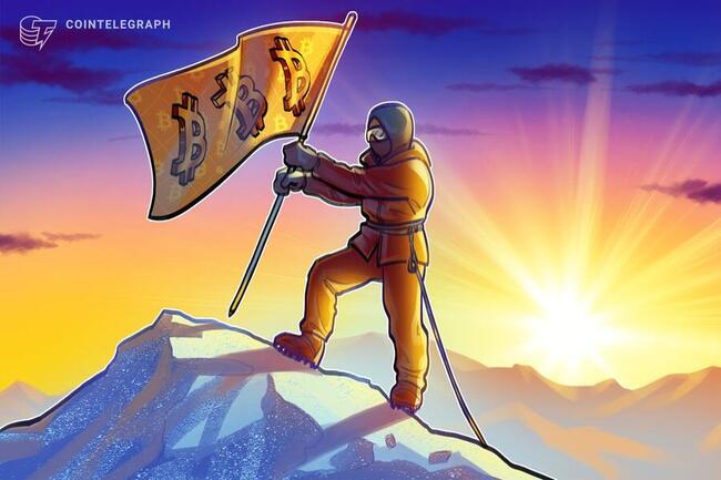 Bitcoiner iza la bandera naranja en el Monte Everest