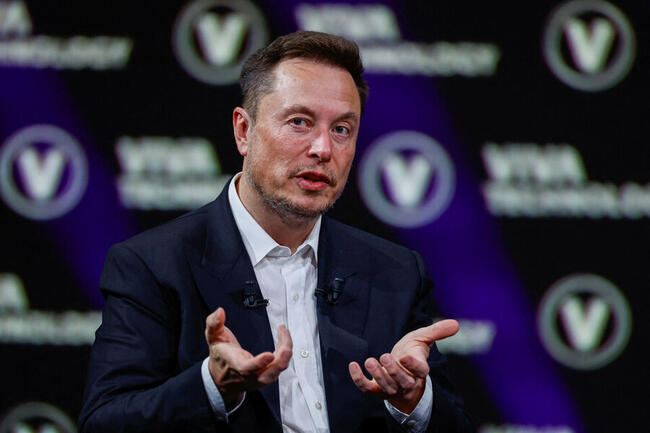 Elon Musk tin rằng AI sẽ tạo ra công việc tùy chọn thay vì phải sợ hãi chúng