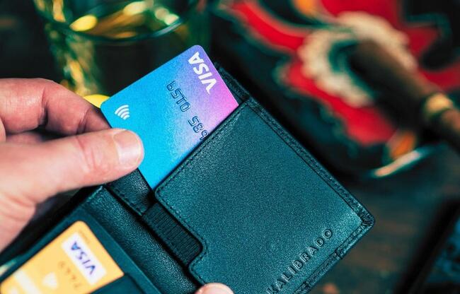 Binance reincorpora compras de criptos con Mastercard y Visa 