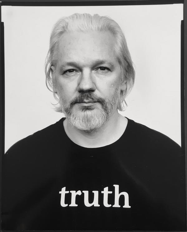 O donație anonimă de 8 BTC, valorând aproape $500.000, l-a ajutat pe Julian Assange să se întoarcă acasă