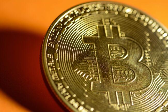 Nach 14 Jahren: Bitcoin-Wallet aus Satoshi-Ära wieder aktiv