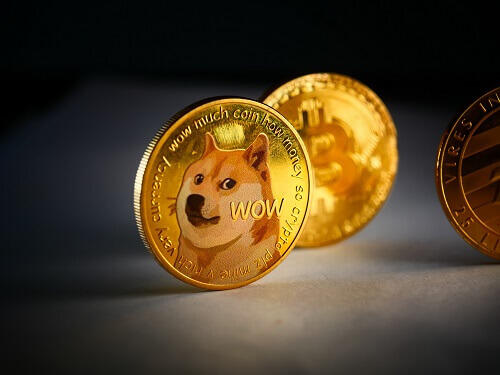 Dogecoin e Shiba Inu caem em volume enquanto a venda de tokens da Solciety prospera