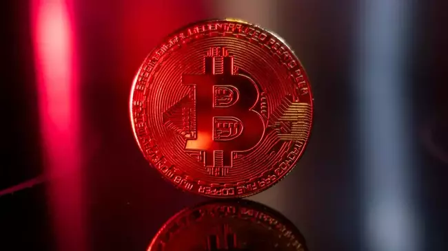 Bitcoin lavina: a német, az amerikai és a japán kormányzat is egyszerre dobják piacra a kriptóikat