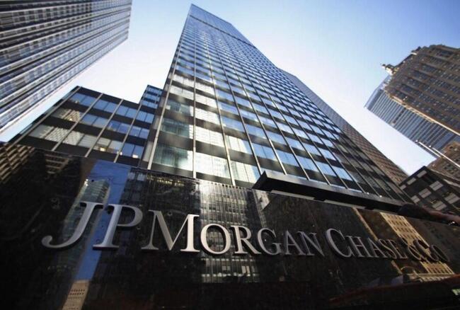 Tổng giám đốc điều hành JPMorgan cảnh báo về cuộc khủng hoảng kinh tế Hoa Kỳ khi BRICS tăng cường sức mạnh