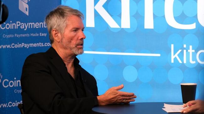 Strategy de Michael Saylor Retoma Compras de Bitcoin, Agrega 130 BTC a su Gigantesca Reserva