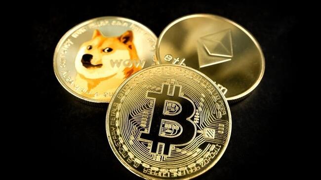 Bitcoin, Ethereum, Dogecoin Match Stock Advances: BTC Should Flip $85,000 And $89,000 Levels For Potential Reversal, Says Analyst