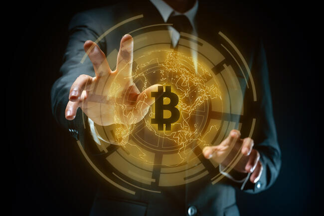 Spadek Bitcoina przeczy pro-kryptowalutowym zapowiedziom Trumpa. Czy cel 200 tys. dolarów jest nadal w grze?