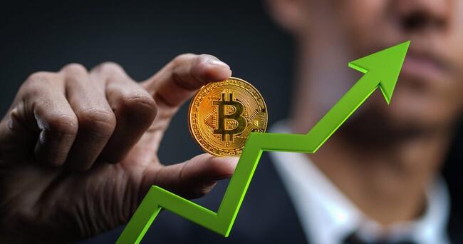 Bitcoin dipt na FOMC, maar experts zien rally naar $100.000