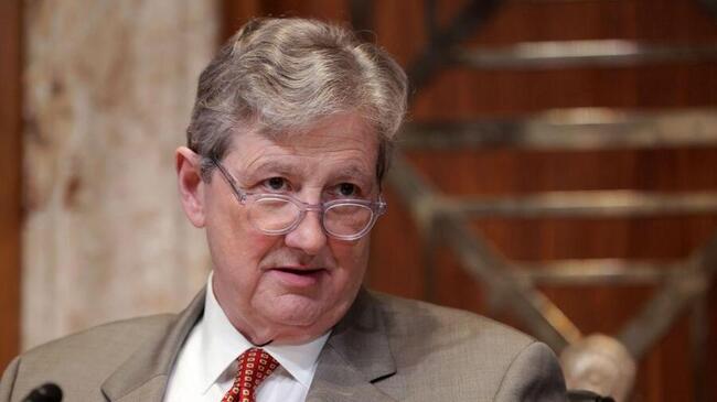Senator Kennedy Grills Paul Atkins Over Sam Bankman-Fried’s Parents