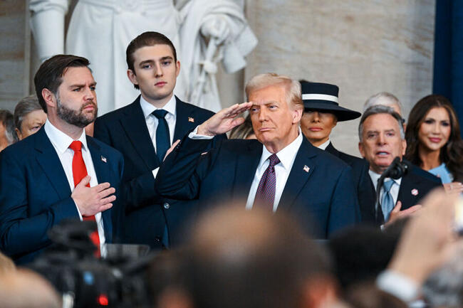 Trump wil importtarieven afbouwen, maar Bitcoin koers en aandelen blijven volatiel